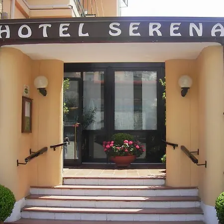 Otel Serena Varazze