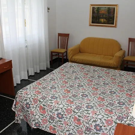 Serena Hotel Varazze